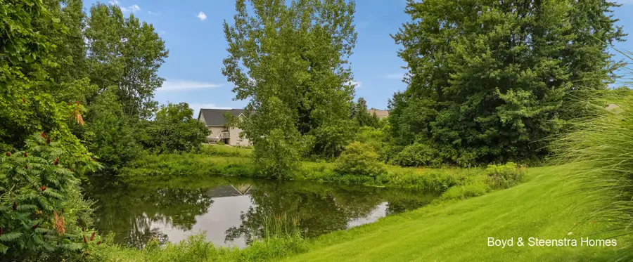 5279 Fawn Creek Drive Sw, Wyoming, MI 49418 - #3