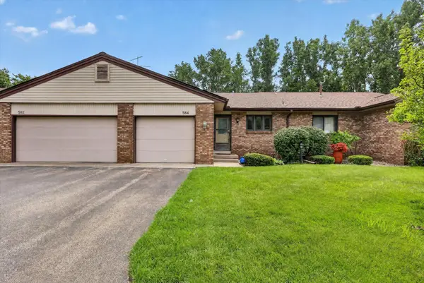 584 Gardenview Drive Sw, Byron Center, MI 49315