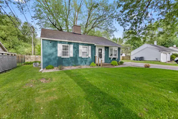 3425 Cambridge Avenue, Jackson, MI 49203
