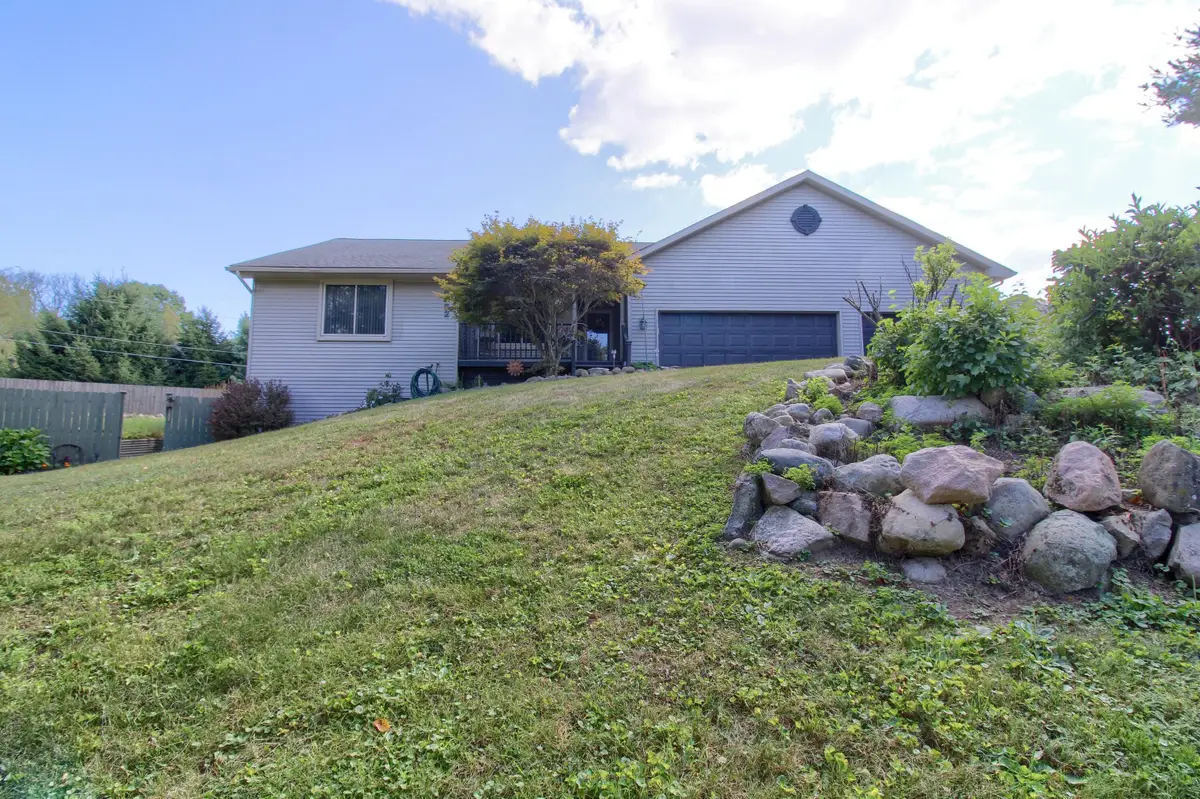 4952 Elmers Turn, Pinckney, MI 48169 - #1