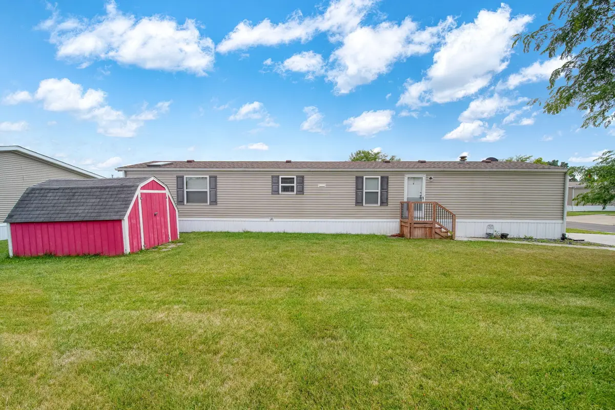 181 Newbury, Adrian, MI 49221 - #1