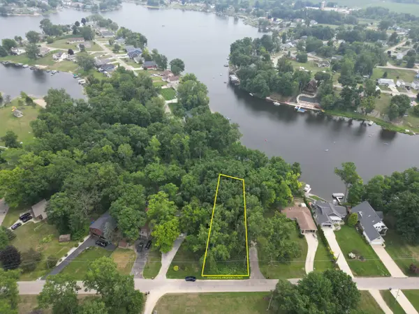 10921 Woodbrook Drive, Cement City, MI 49233
