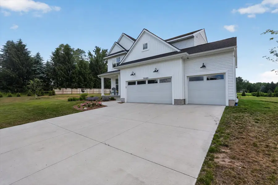 7895 Oak Grove Road, Howell, MI 48855 - #3