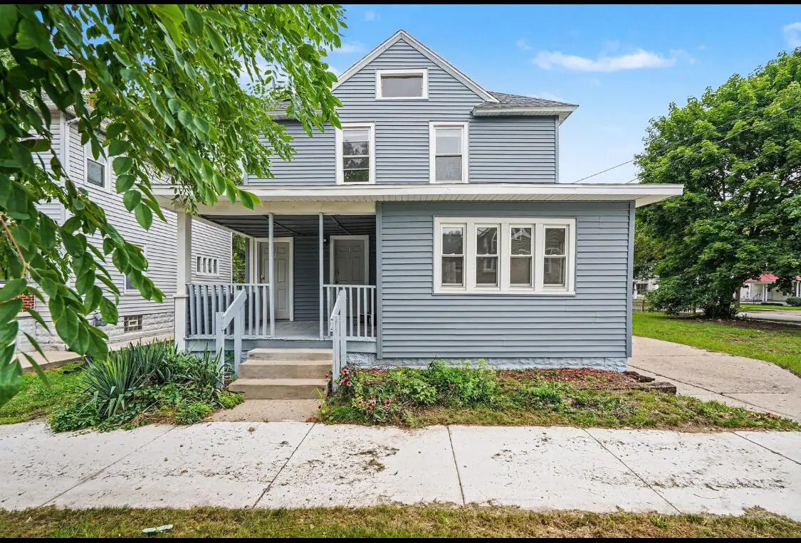1107 11th Street Nw, Grand Rapids, MI 49504 - #1