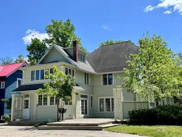 430 W Upton Avenue, Reed City, MI 49677 - #1