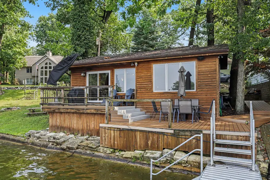 34149 Hillside Drive, Paw Paw, MI 49079 - #2