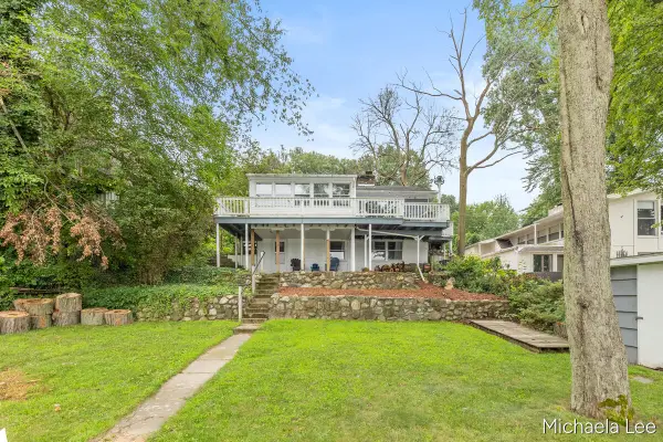 46514 Meadow Lane, Lawrence, MI 49064