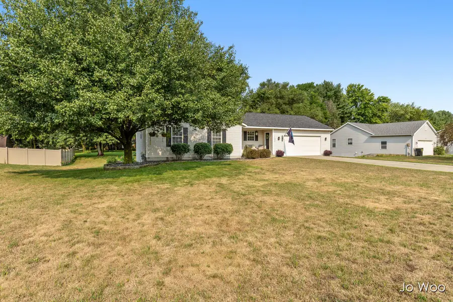 11395 Hunters Meadow Drive, Allendale, MI 49401 - #2