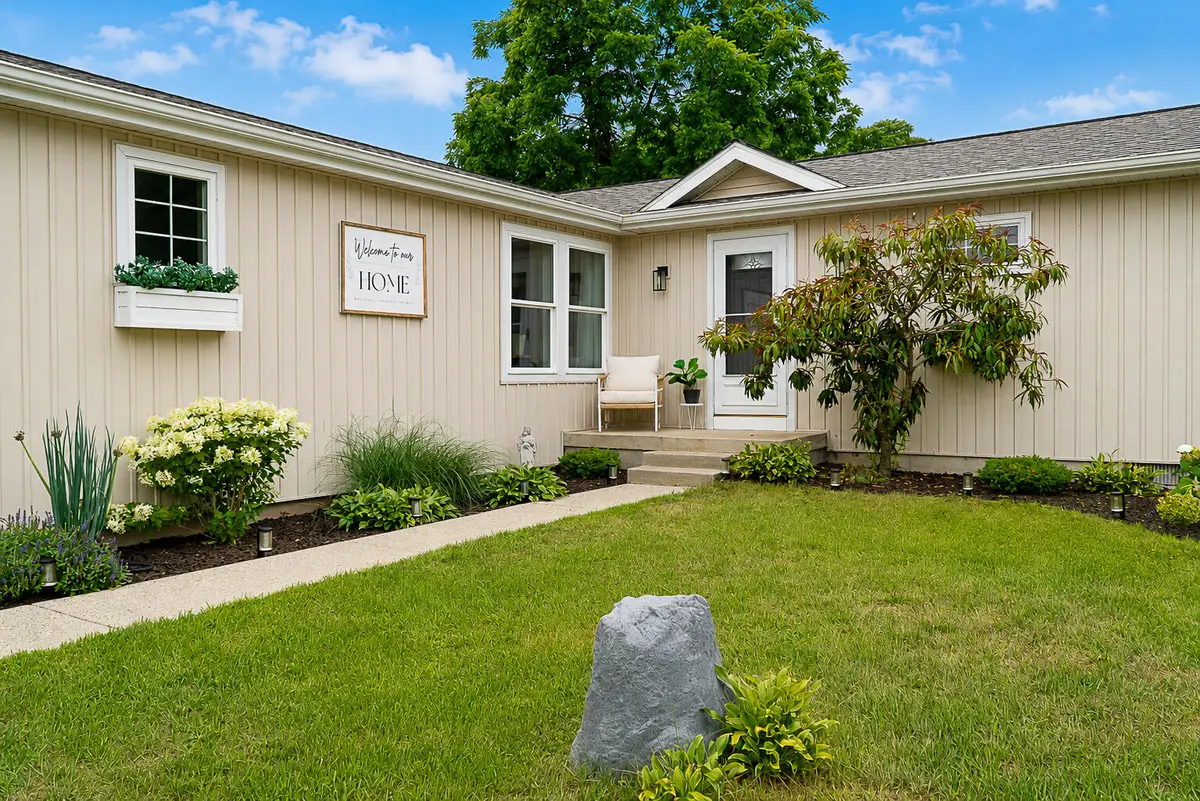 4144 13 Mile Road Ne, Rockford, MI 49341 - #1