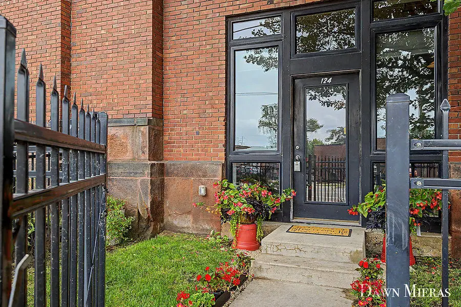 600 Broadway Avenue Nw #124, Grand Rapids, MI 49504 - #2