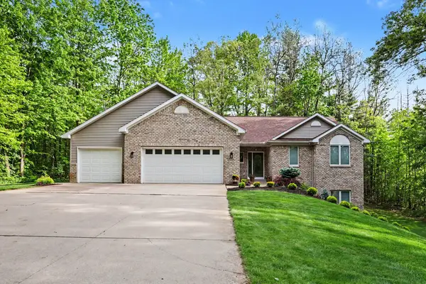 5224 Bonasa Drive Ne, Rockford, MI 49341