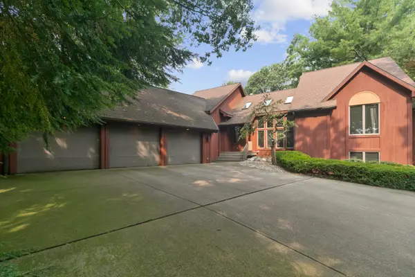 4282 Squire Heath Lane, Portage, MI 49024