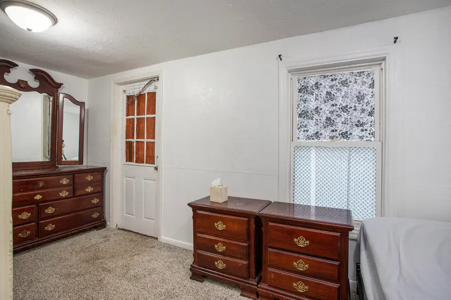 196 N Gardner Avenue, Battle Creek, MI 49037 - #2