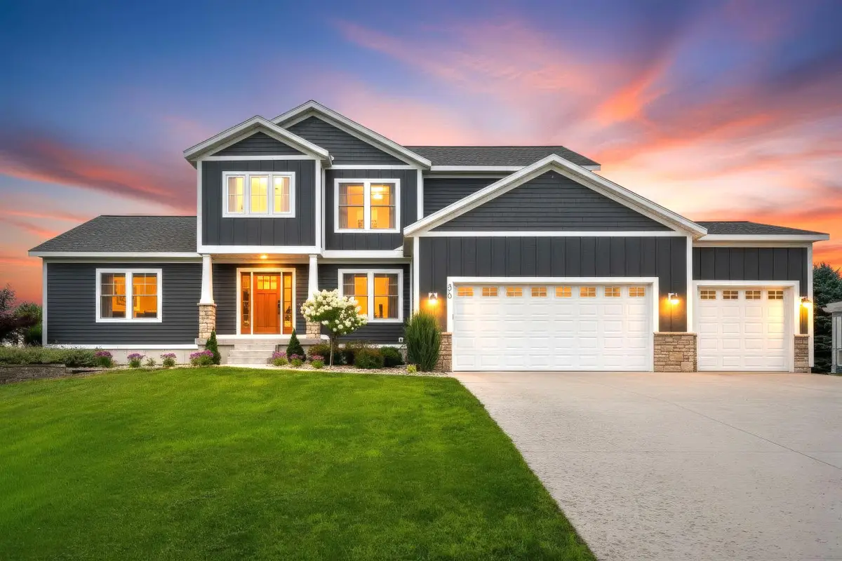 36 W Farr Road, Norton Shores, MI 49444 - #1