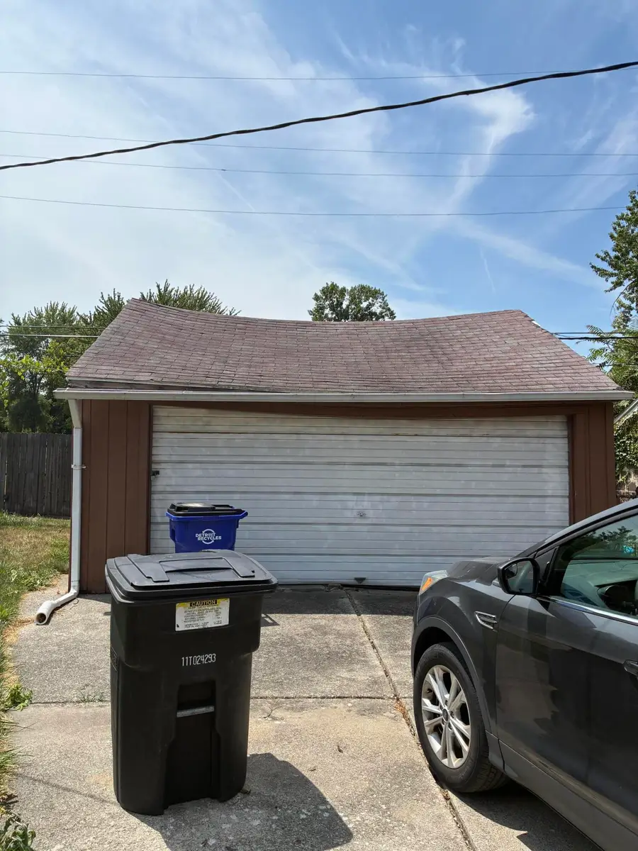 10734 E Outer Drive E, Detroit, MI 48224 - #3