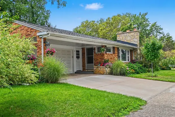 32 Cherry Street, Holland, MI 49423