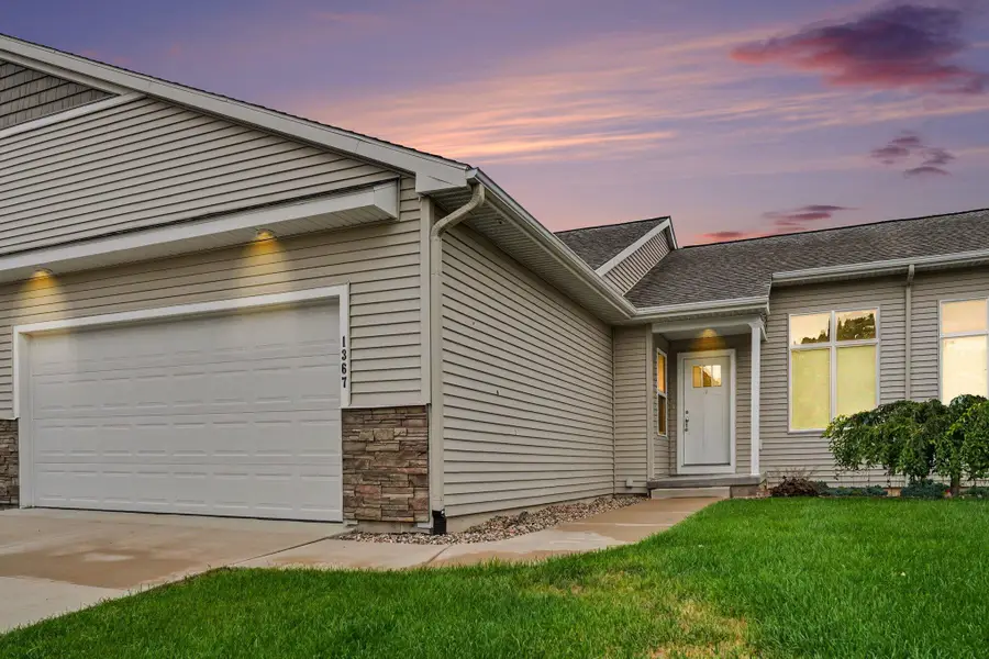 1367 S Village Circle, Kalamazoo, MI 49009 - #2
