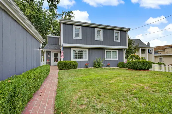 2124 Ash Te Wette Beach Drive, Hillsdale, MI 49242