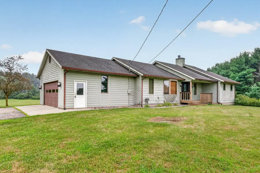 5430 E T Avenue, Vicksburg, MI 49097 - #2