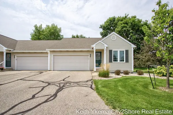 6185 Gleneagle Highlands Drive, Hudsonville, MI 49426