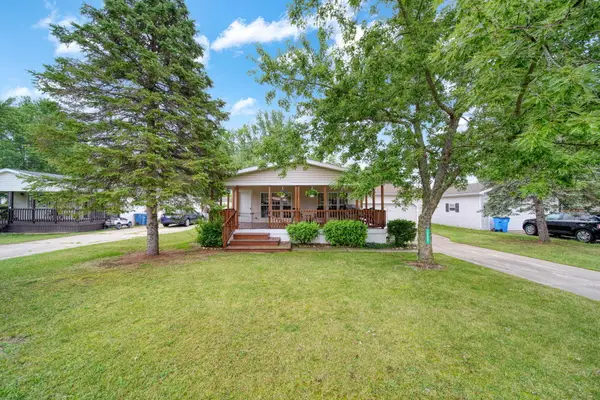 12551 Sheffield Drive, Somerset Center, MI 49282