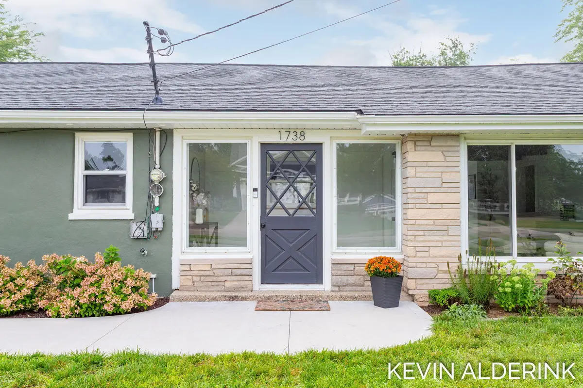 1738 92nd Avenue, Zeeland, MI 49464 - #1