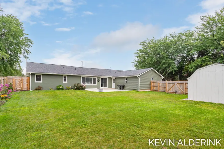 1738 92nd Avenue, Zeeland, MI 49464 - #3