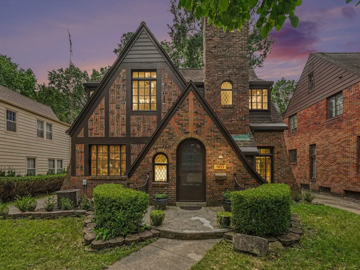 903 Briarcliff Road, Jackson, MI 49203 - #1
