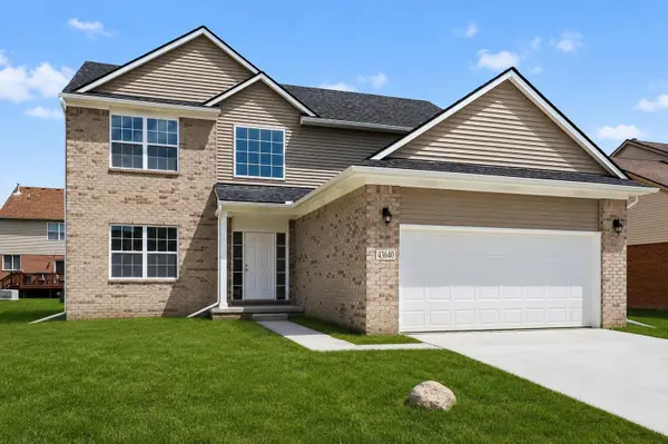 43640 S Timberview Drive, Belleville, MI 48111