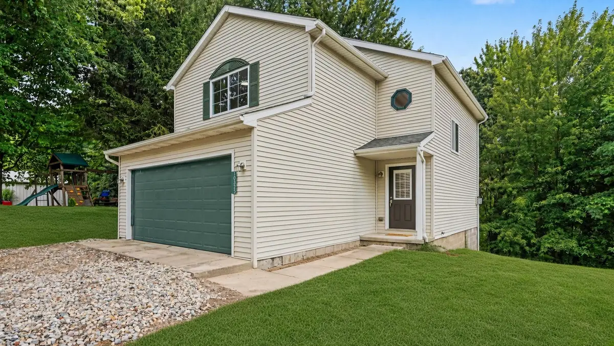 10325 Michael Boulevard, Pinckney, MI 48169 - #1