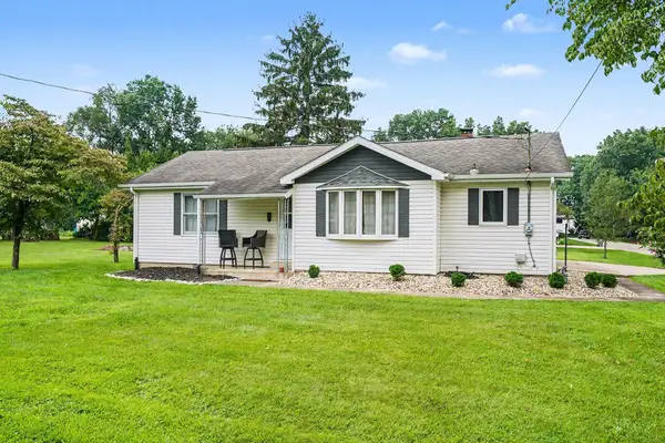24350 Oak Street, Edwardsburg, MI 49112