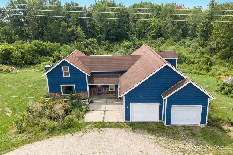 3486 102nd Avenue, Gobles, MI 49055 - #3