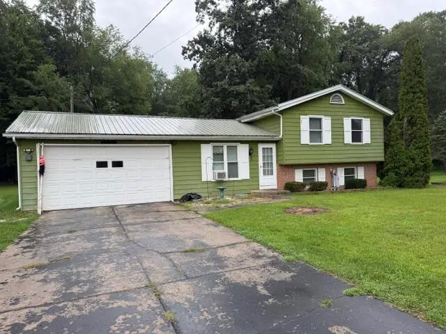 19070 State Line Road, Edwardsburg, MI 49112 - #1