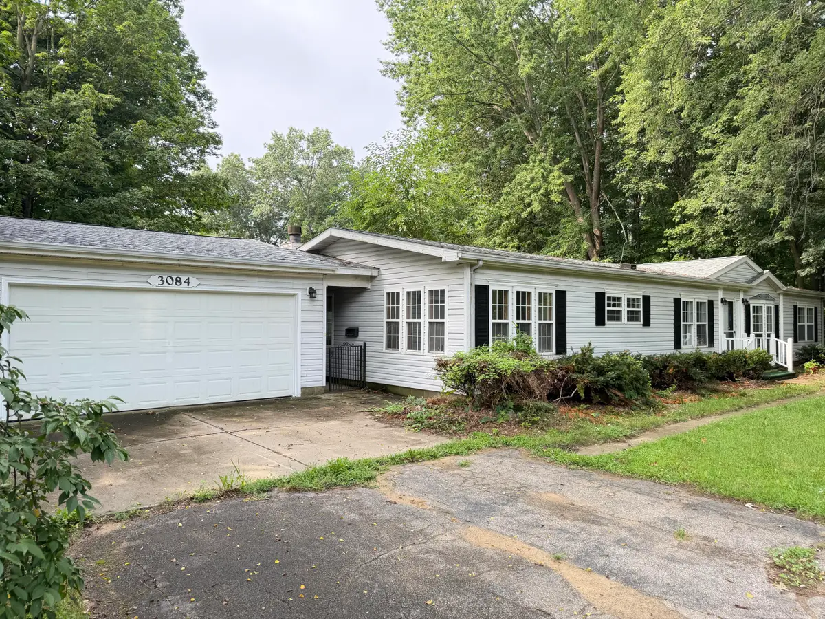 3084 S Pipestone Road, Benton Harbor, MI 49022 - #1
