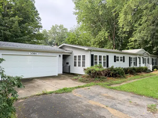 3084 S Pipestone Road, Benton Harbor, MI 49022