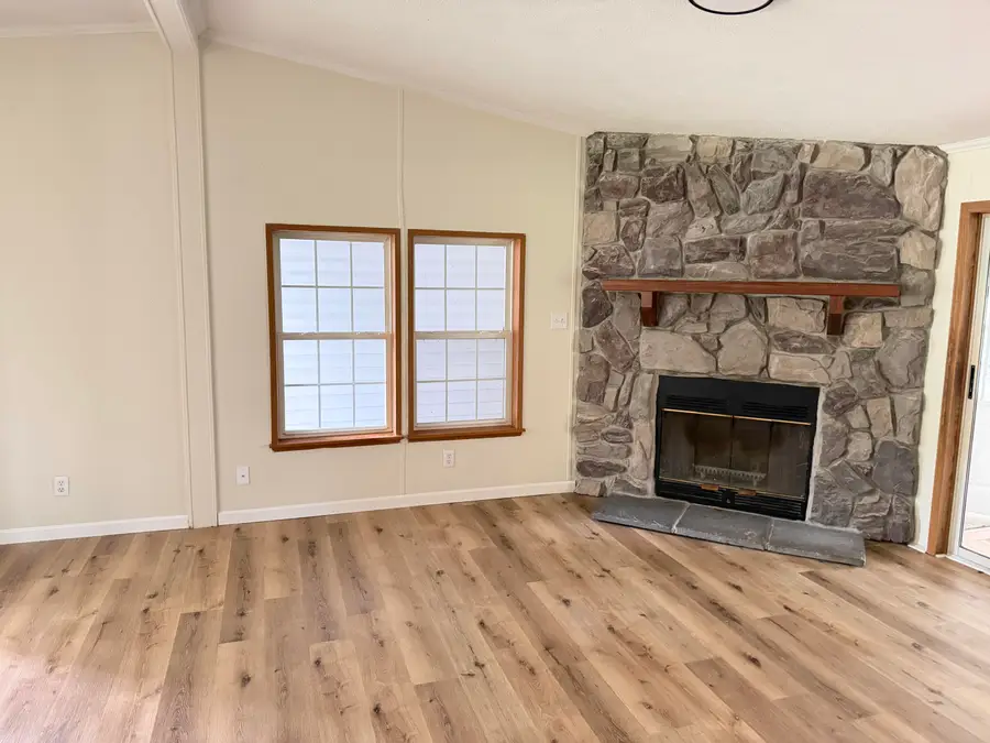 3084 S Pipestone Road, Benton Harbor, MI 49022 - #2