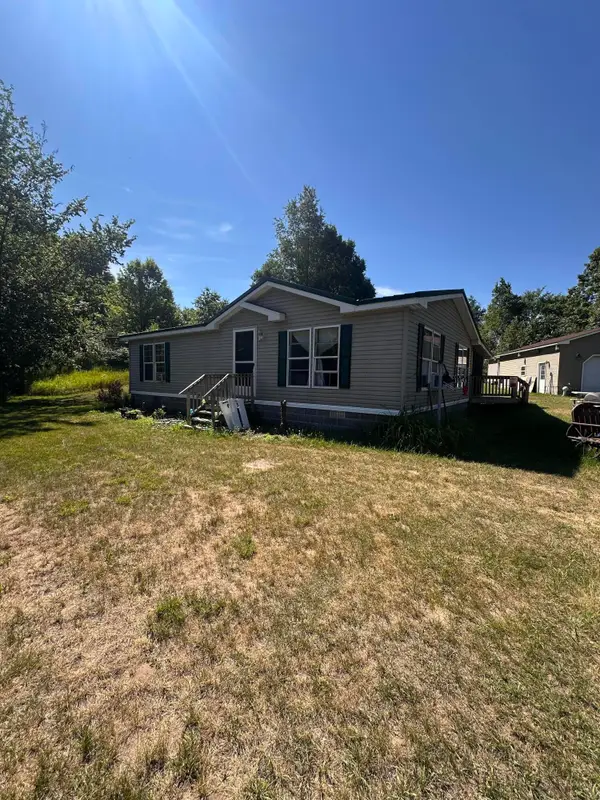 1887 E Fish Road, Shelby, MI 49455