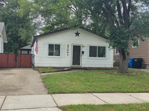 27041 Brettonwoods Street, Madison Heights, MI 48071