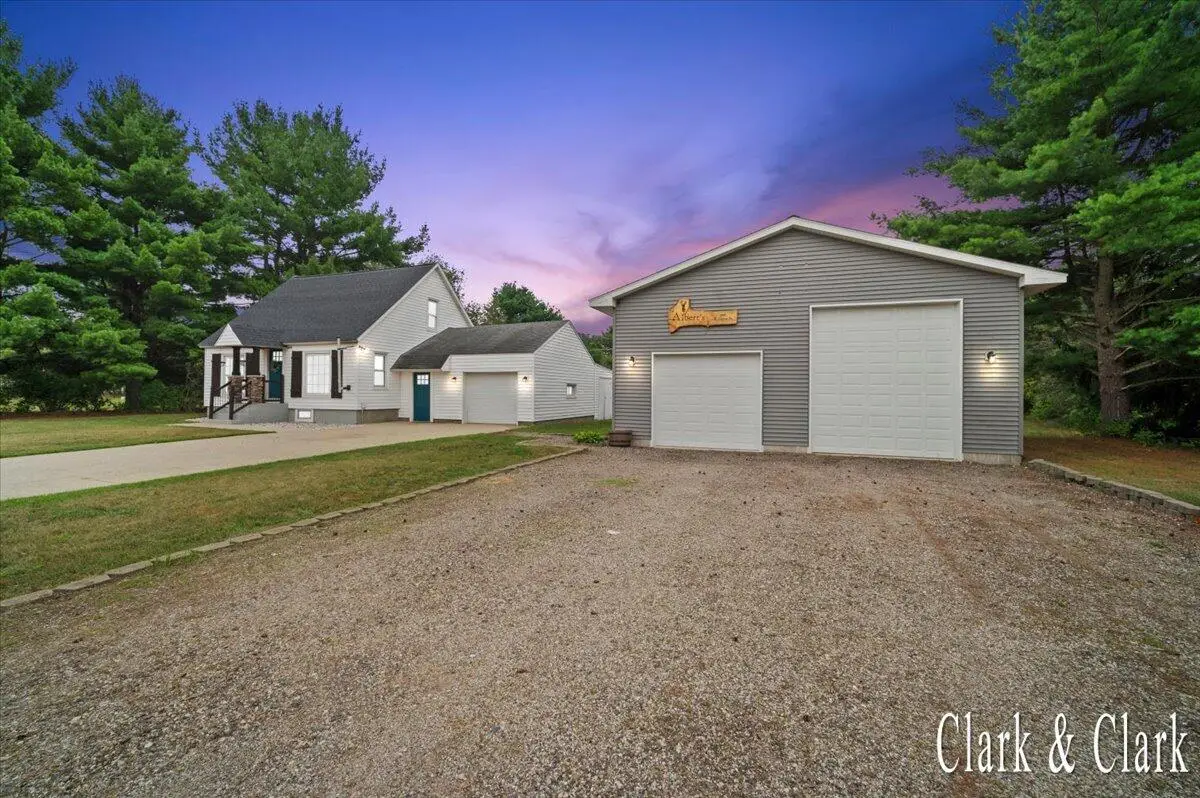 2016 E Croton Drive, Newaygo, MI 49337 - #1