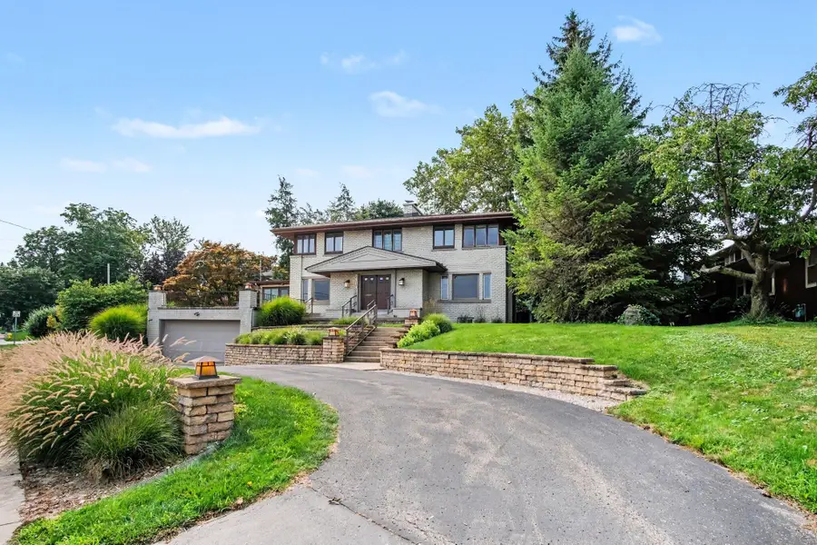 2318 Lake Drive Se, East Grand Rapids, MI 49506 - #3