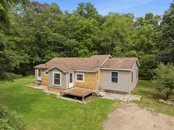 430 W 5th Street, Morley, MI 49336