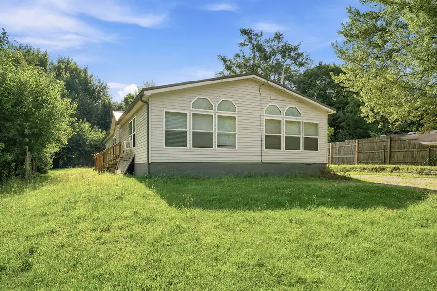 582 Leenhouts Street, Kalamazoo, MI 49048 - #2