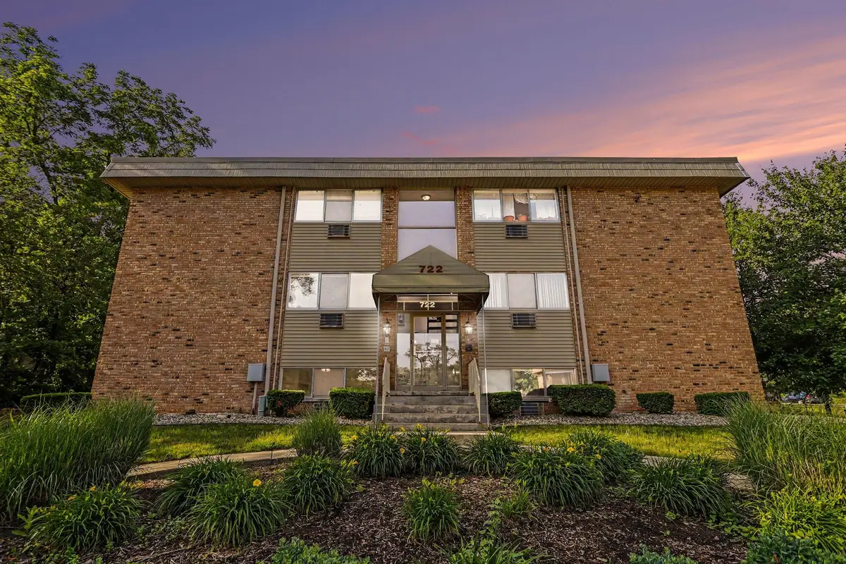 722 W Kilgore Road #102, Kalamazoo, MI 49008 - #1