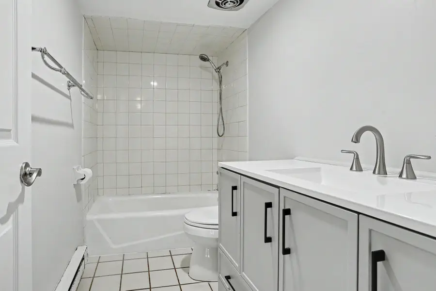 722 W Kilgore Road #102, Kalamazoo, MI 49008 - #3