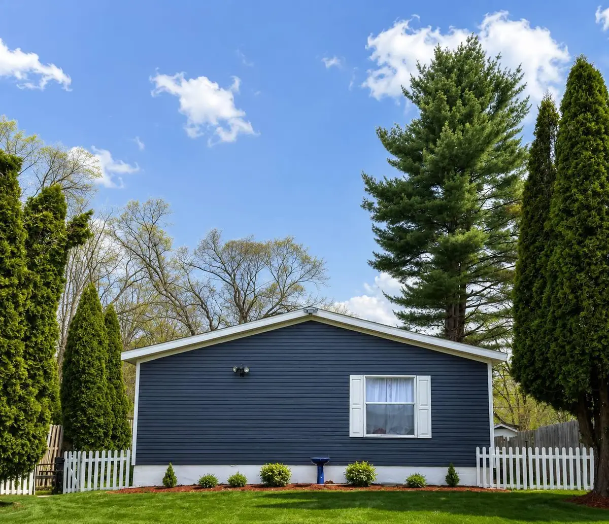 421 Fulton Street, Buchanan, MI 49107 - #1