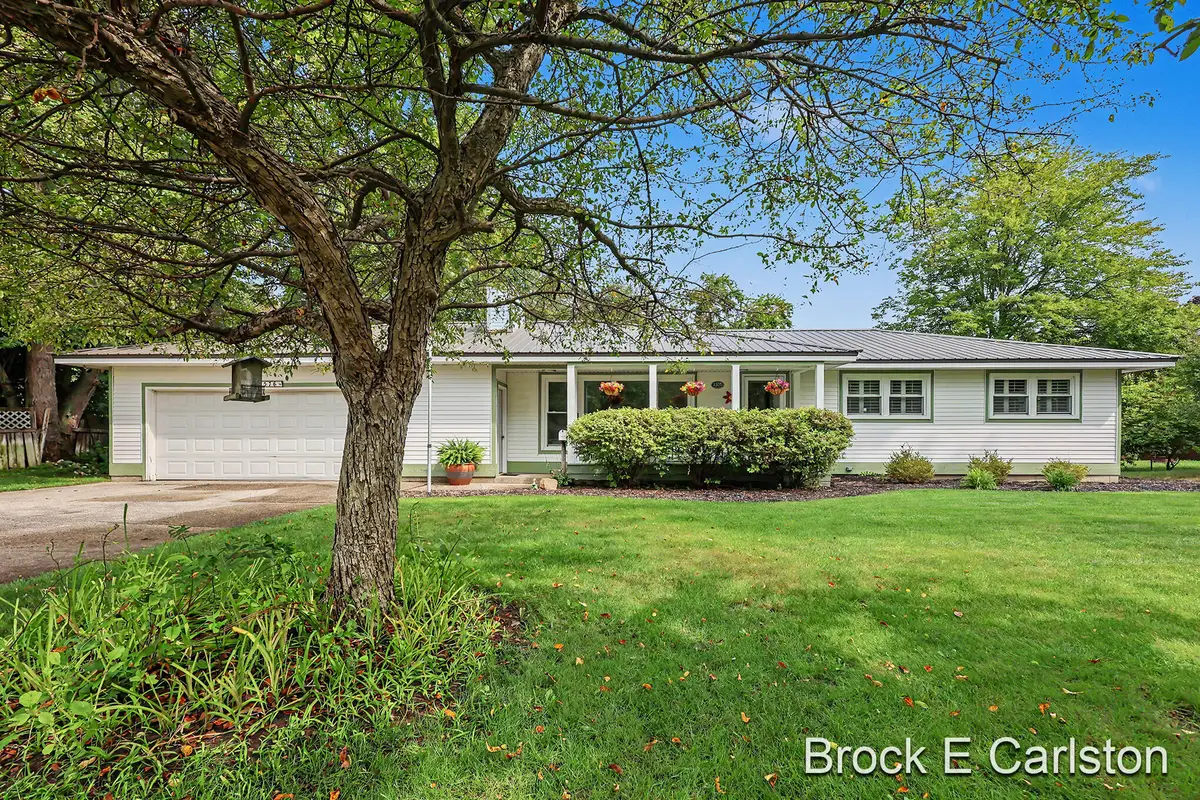 1576 Hendrick Road, Norton Shores, MI 49441 - #1