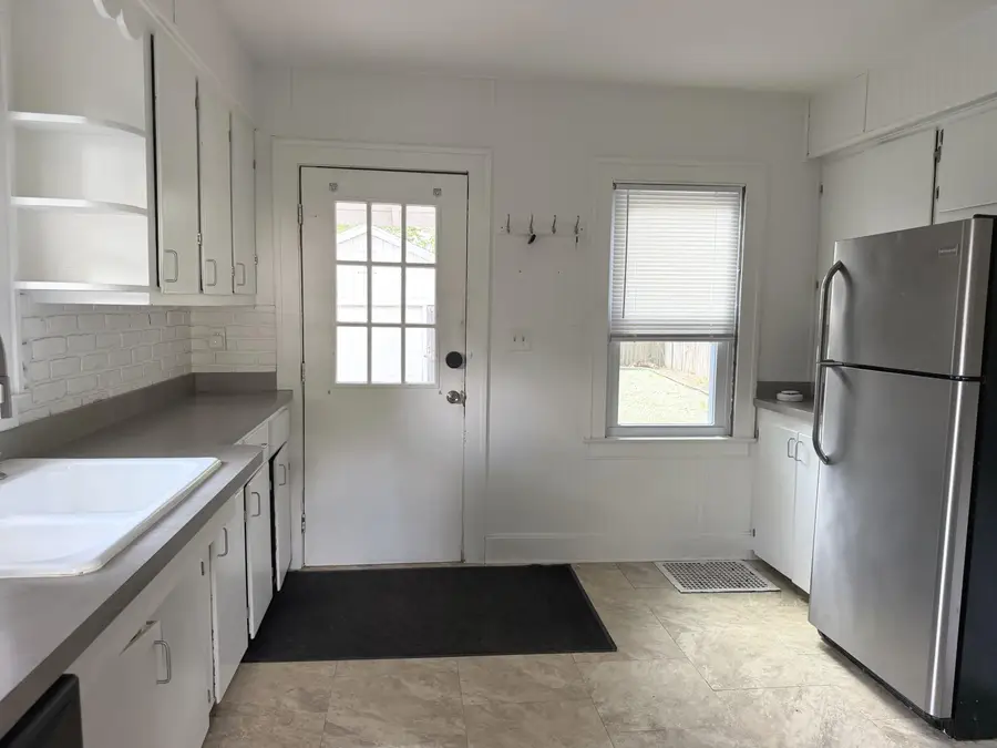 1745 Willis Avenue Nw, Grand Rapids, MI 49504 - #2
