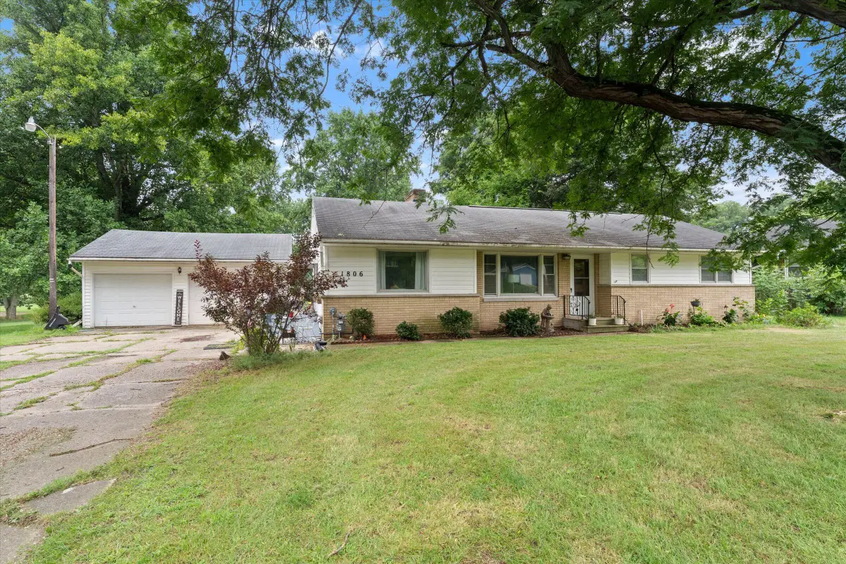 1806 E Winn Road, Niles, MI 49120 - #1