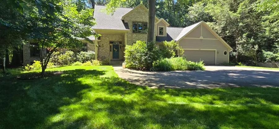 913 W Wellington Court, Muskegon, MI 49441 - #2