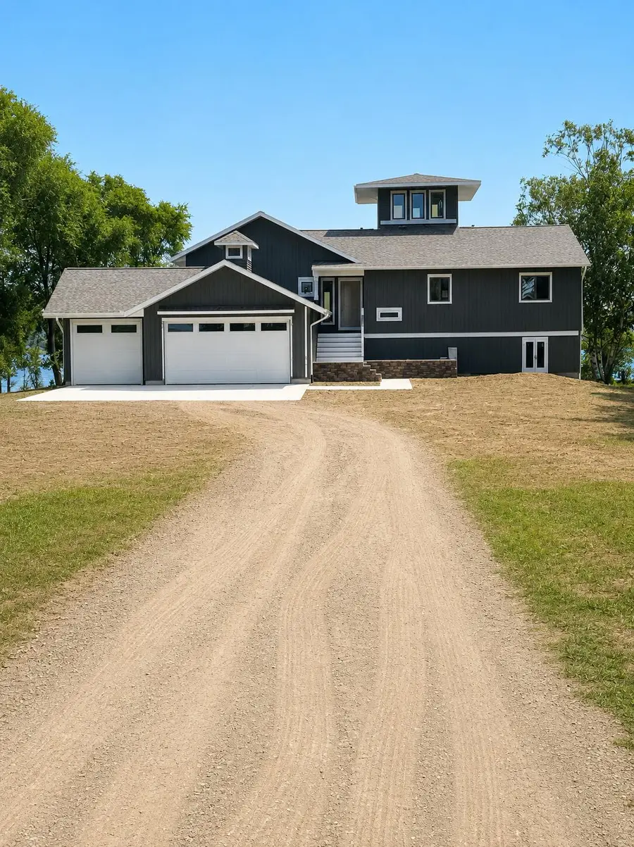 808 S Lakeshore Drive, Ludington, MI 49431 - #2